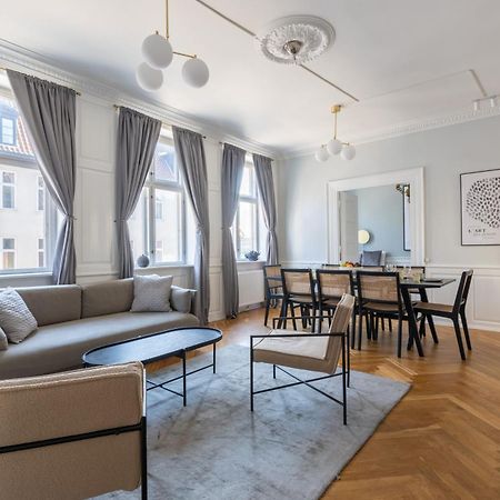 Large Apartment With Canal View In Central Cph City Kodaň Exteriér fotografie