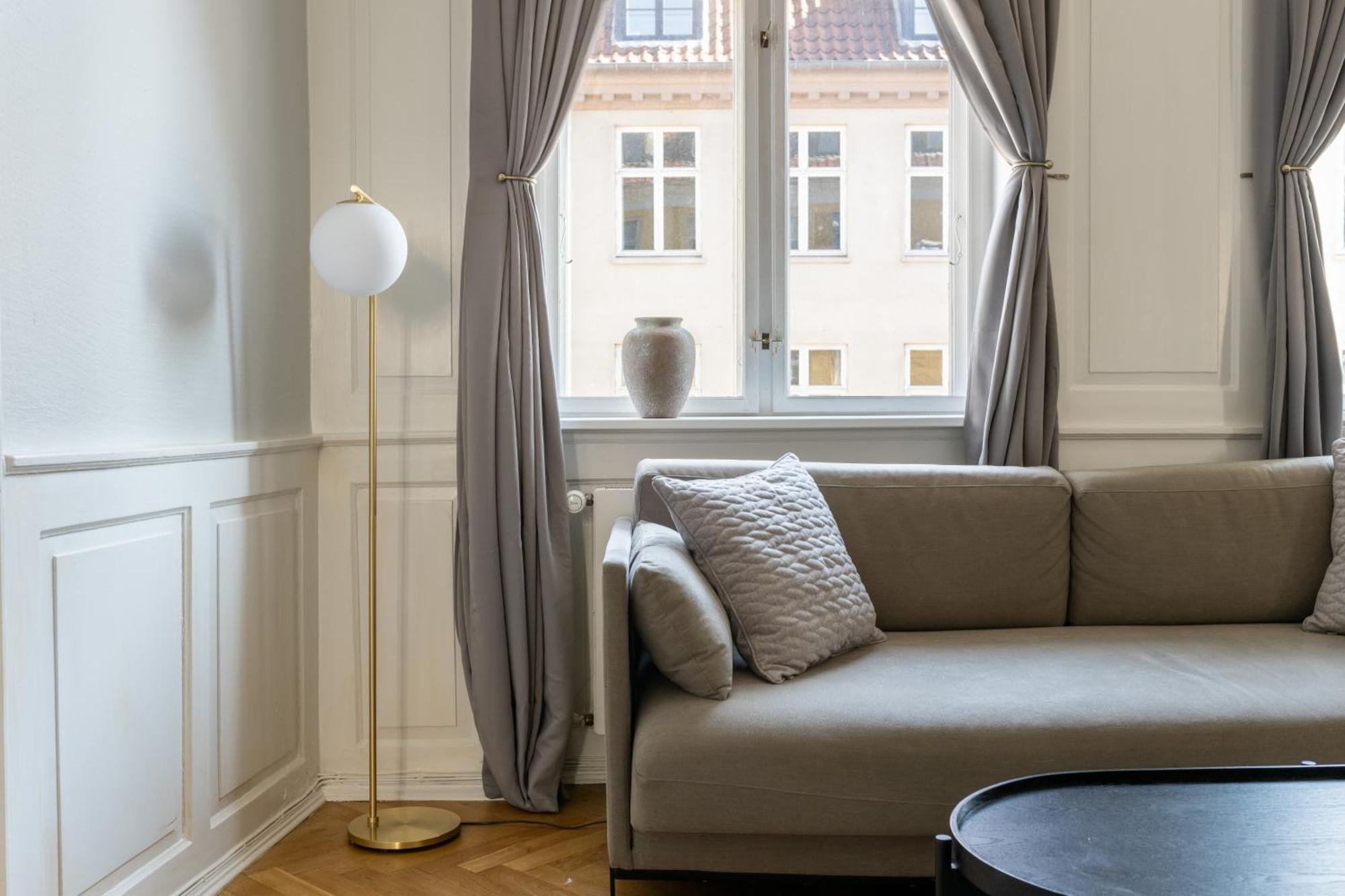 Large Apartment With Canal View In Central Cph City Kodaň Exteriér fotografie