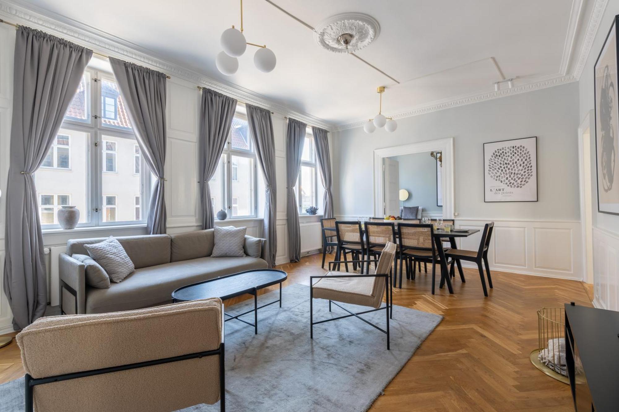 Large Apartment With Canal View In Central Cph City Kodaň Exteriér fotografie